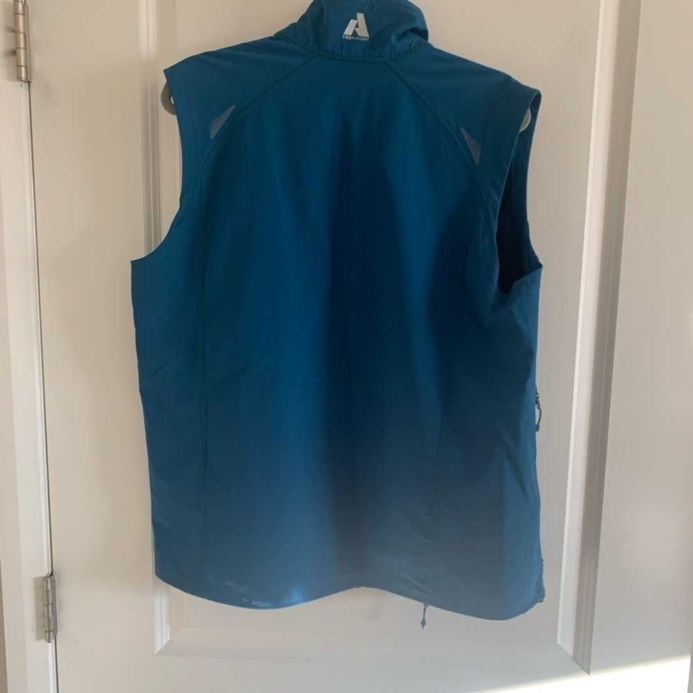 EDDIE Bauer Vest - Picture 6 of 9